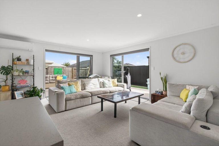 Photo of property in 14 Empire Crescent, Papamoa, 3118