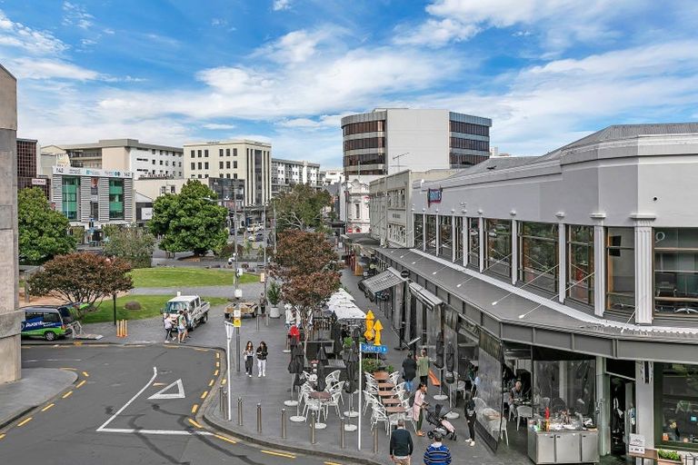 Photo of property in 301/31 Davis Crescent, Newmarket, Auckland, 1023