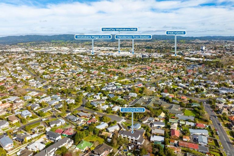 Photo of property in 3/10 Orchid Place, Te Atatu South, Auckland, 0610