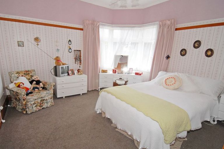 Photo of property in 31 Cambridge Terrace, Masterton, 5810