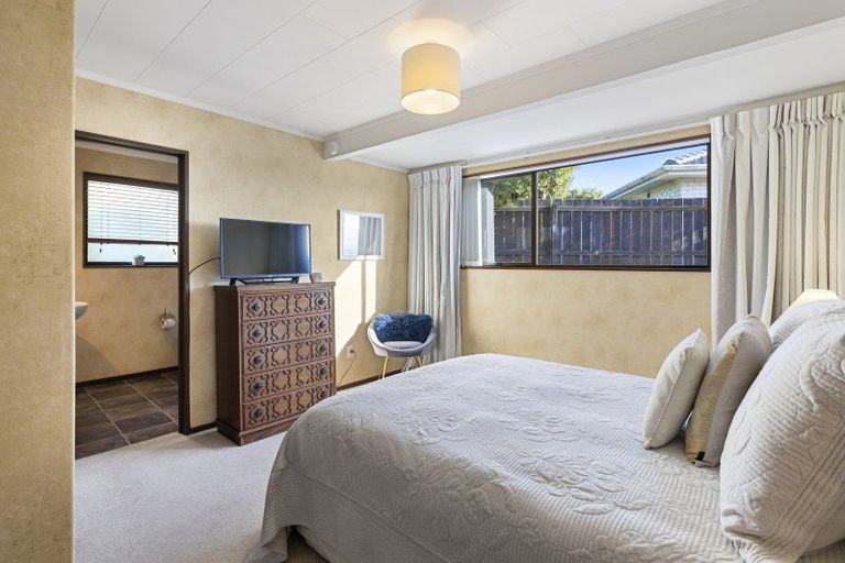 Photo of property in 2 Connell Street, Waverley, Dunedin, 9013