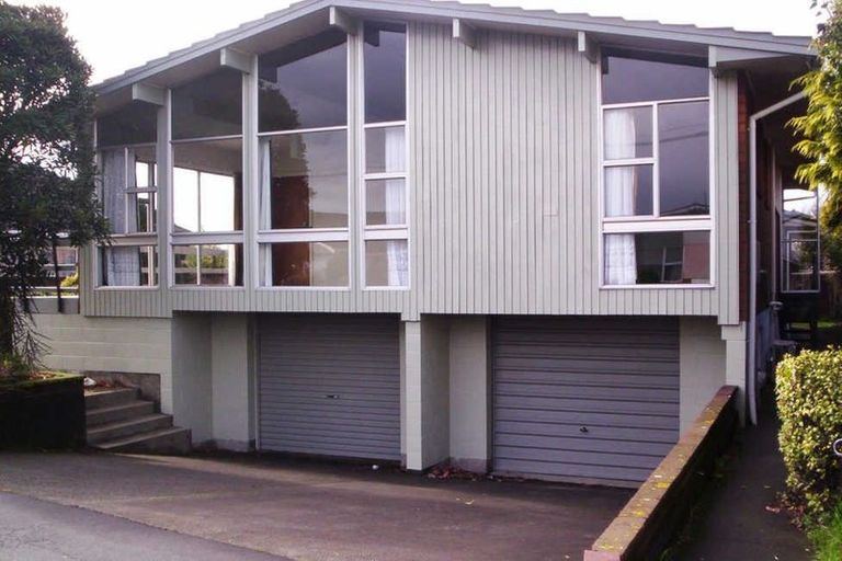 Photo of property in 1/166 Avonhead Road, Avonhead, Christchurch, 8042