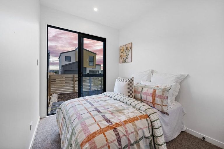 Photo of property in 4d Mahogany Street, Westgate, 0814