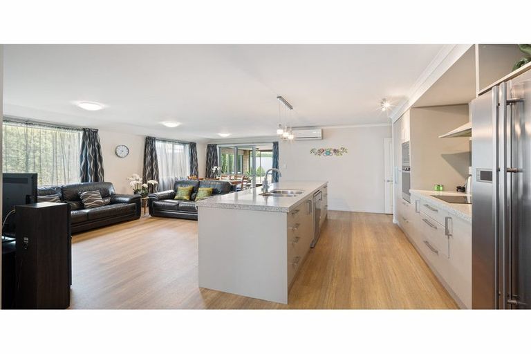 Photo of property in 23 Deloraine Street, Somerfield, Christchurch, 8024