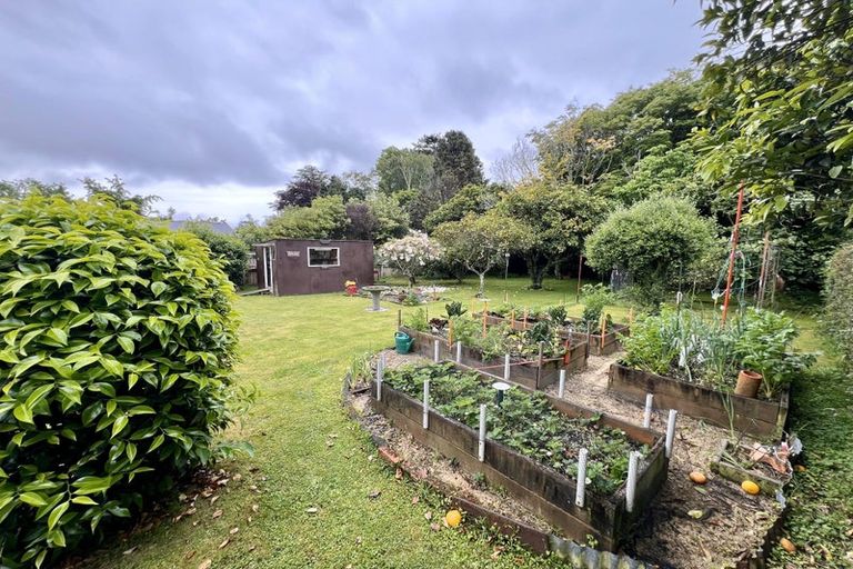 Photo of property in 71 Kohekohe Road, Waikanae, 5036