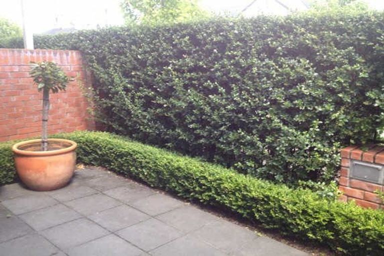 Photo of property in 1 Glen Oaks Drive, Northwood, Christchurch, 8051