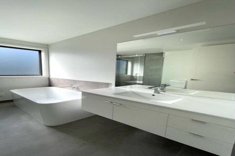 Photo of property in Northlake, 16 Bonspiel Road, Wanaka, 9305