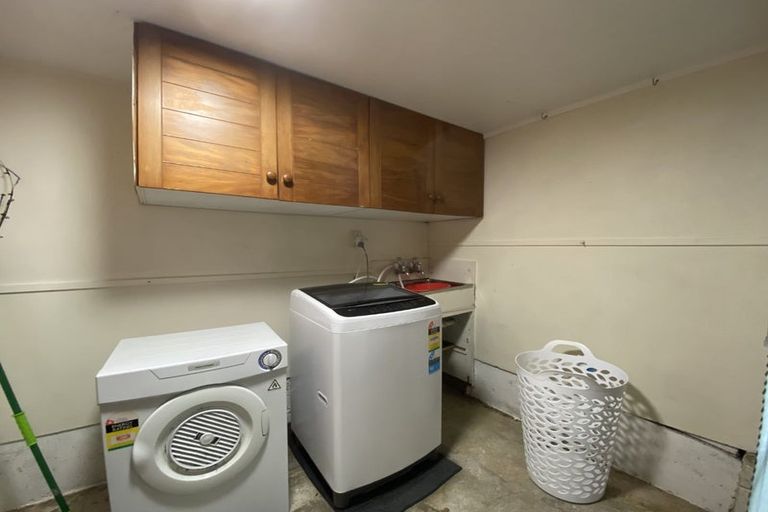 Photo of property in 976 Beach Road, Torbay, Auckland, 0630