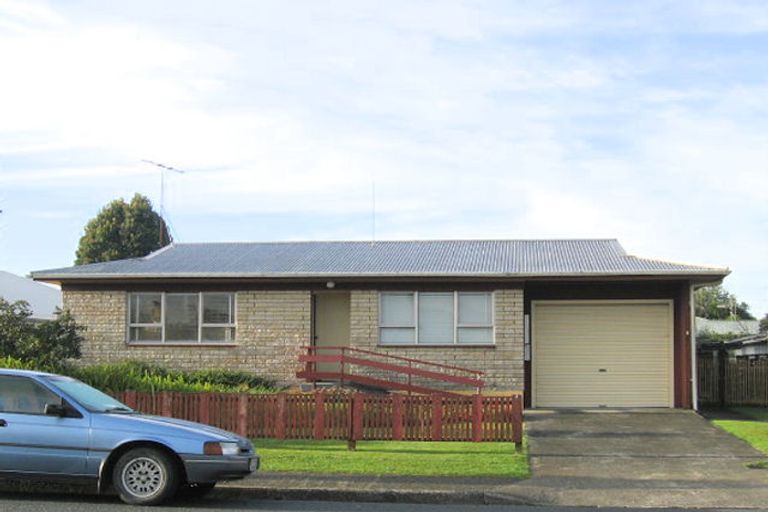 Photo of property in 1/3 Station Road, Te Kamo, Whangarei, 0112