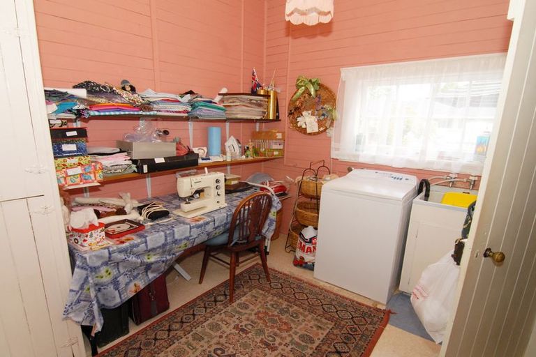 Photo of property in 31 Cambridge Terrace, Masterton, 5810