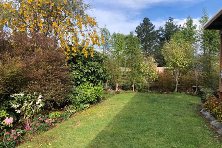 Photo of property in 8 Ngahana Place, Turangi, 3334