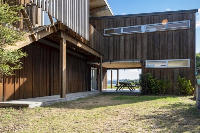 Photo of property in 744 Whangaruru North Road, Whangaruru, Russell, 0184