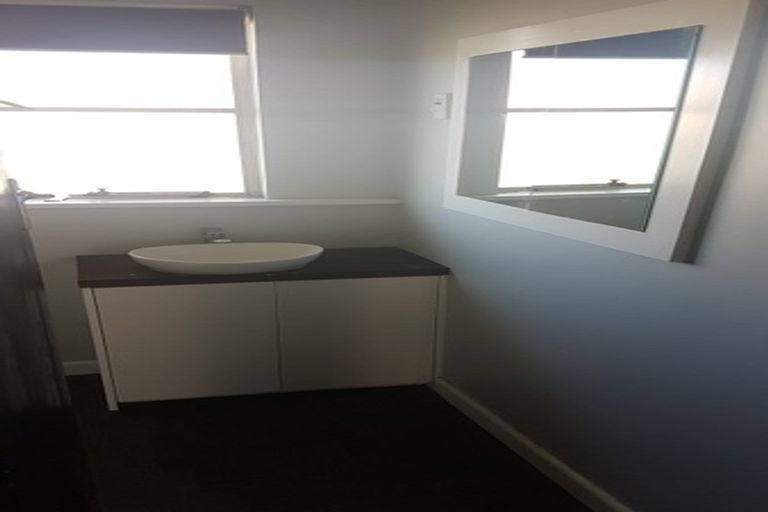 Photo of property in 37 Leeston And Lake Road, Leeston, 7632