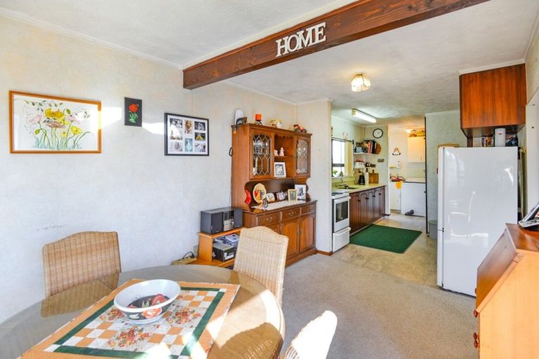 Photo of property in 218 Tudor Avenue, Mayfair, Hastings, 4122