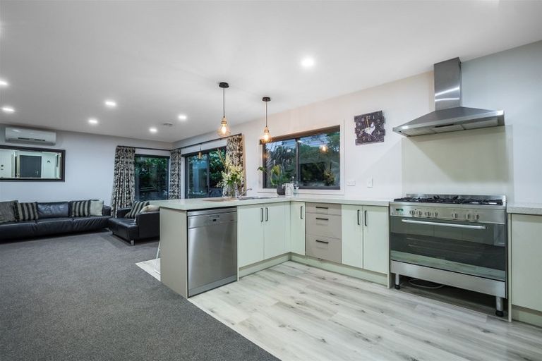 Photo of property in 119 Te Puia Drive, Aotea, Porirua, 5024