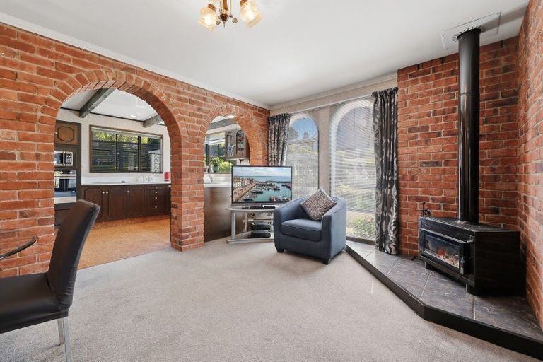 Photo of property in 27 Granville Terrace, Belleknowes, Dunedin, 9011