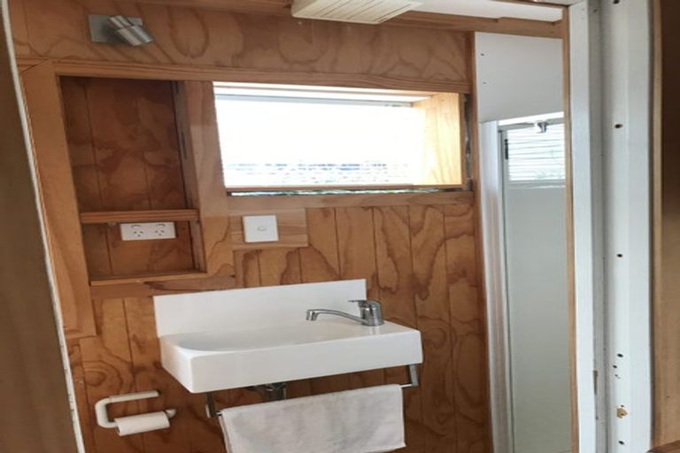 Photo of property in 94 Tannadyce Street, Strathmore Park, Wellington, 6022