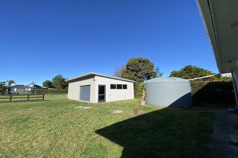Photo of property in 6 Resolution Street, Tolaga Bay, 4077