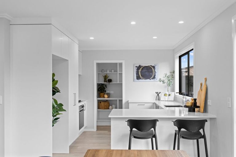 Photo of property in 69 Kelly Road, Cambridge, 3434