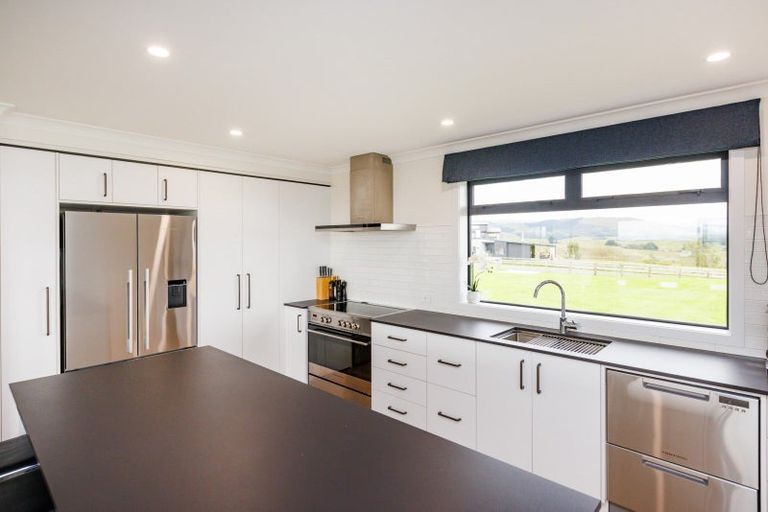 Photo of property in 117 Kingsdale Park Drive, Aokautere, Palmerston North, 4471