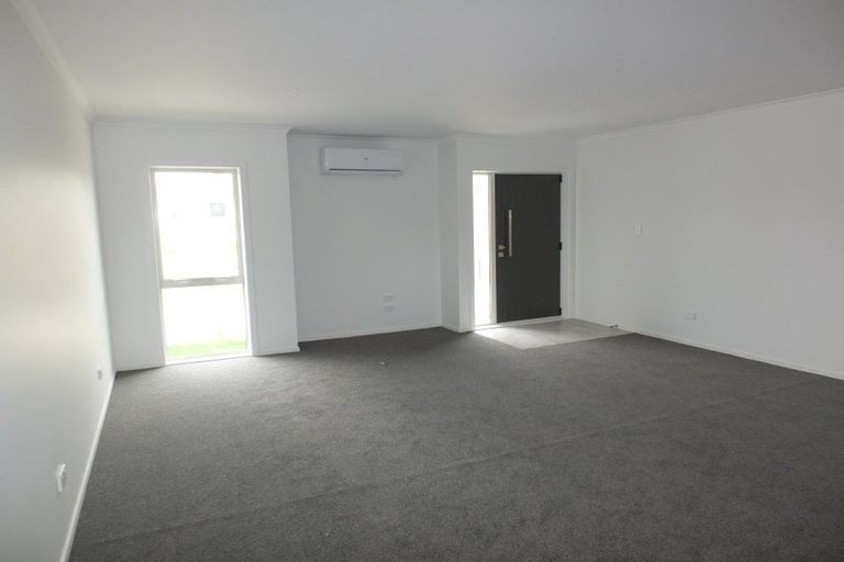 Photo of property in 3 Hof Lane, Foxton, 4814