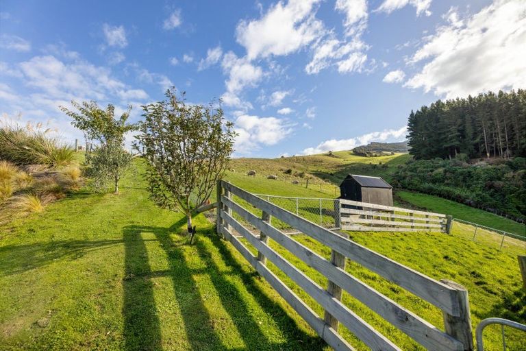 Photo of property in 18 Kens Lane, Sawyers Bay, Port Chalmers, 9023