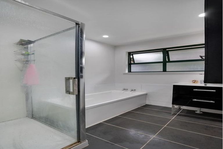 Photo of property in 92 Fisher Crescent, Otara, Auckland, 2023