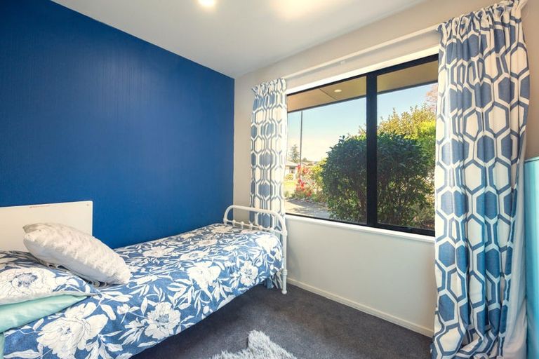 Photo of property in 1 Longfields Road, Brightwater, 7022