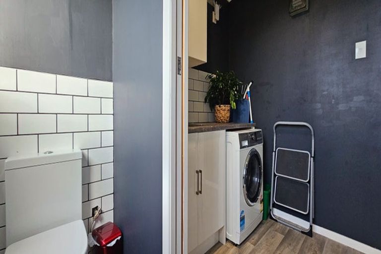 Photo of property in 11 Mcdonald Street, Brockville, Dunedin, 9011