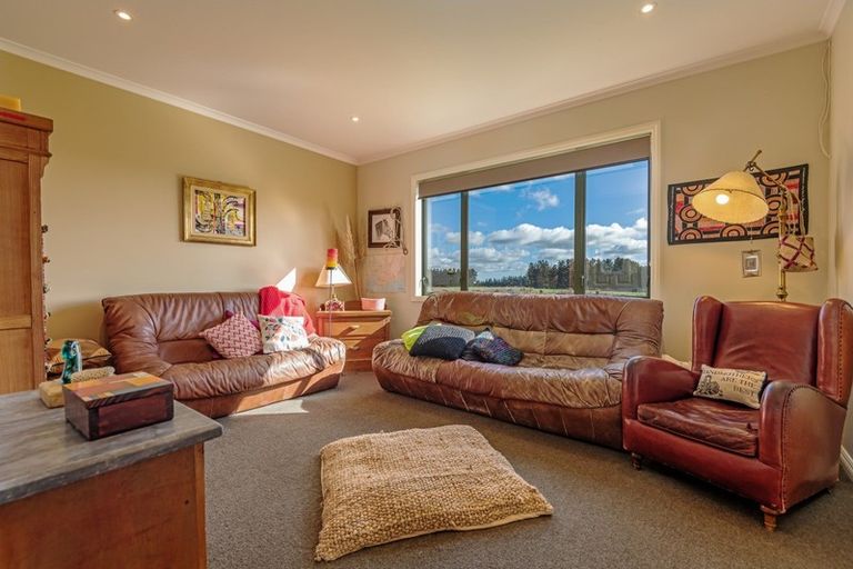 Photo of property in 17 Angus Lane, Tokomaru, Palmerston North, 4474