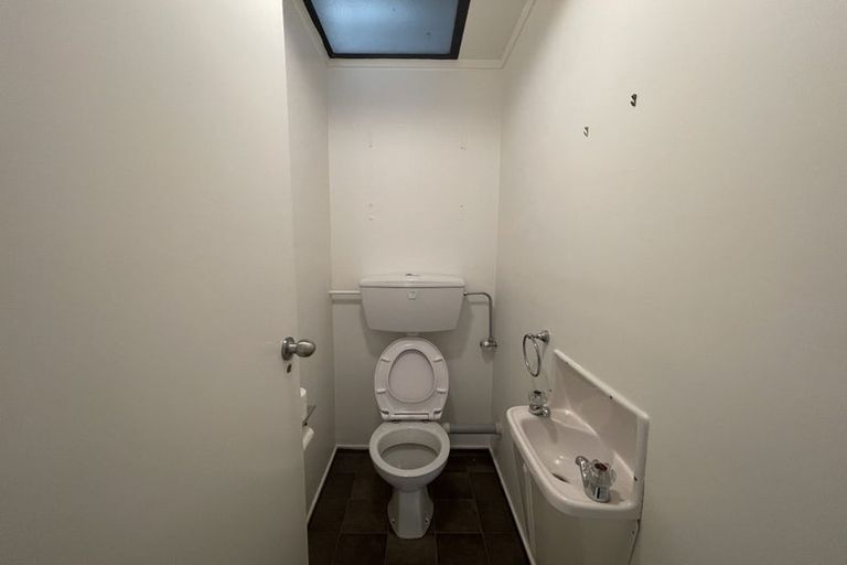 Photo of property in 8 Ihaka Street, Hokowhitu, Palmerston North, 4410