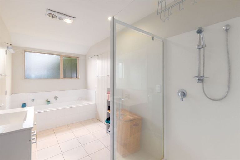 Photo of property in 18 Heyders Road, Spencerville, Christchurch, 8083