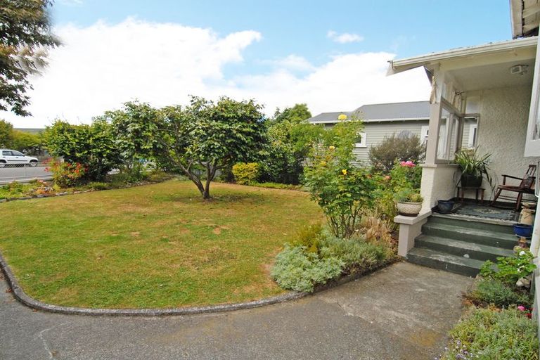 Photo of property in 31 Cambridge Terrace, Masterton, 5810