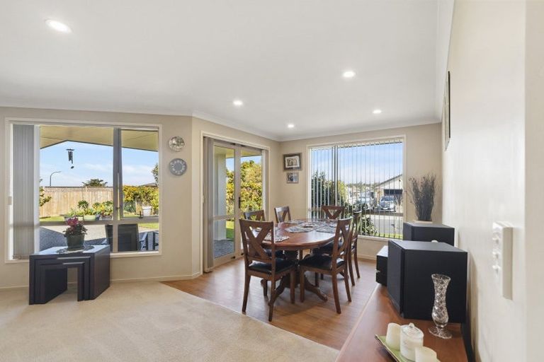 Photo of property in 58 Rathmar Drive, Manurewa, Auckland, 2105