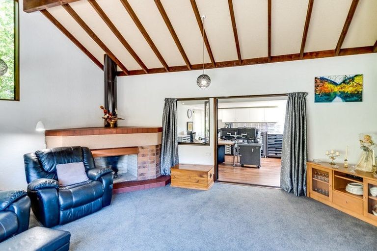 Photo of property in 10 Muritai Crescent, Havelock North, 4130