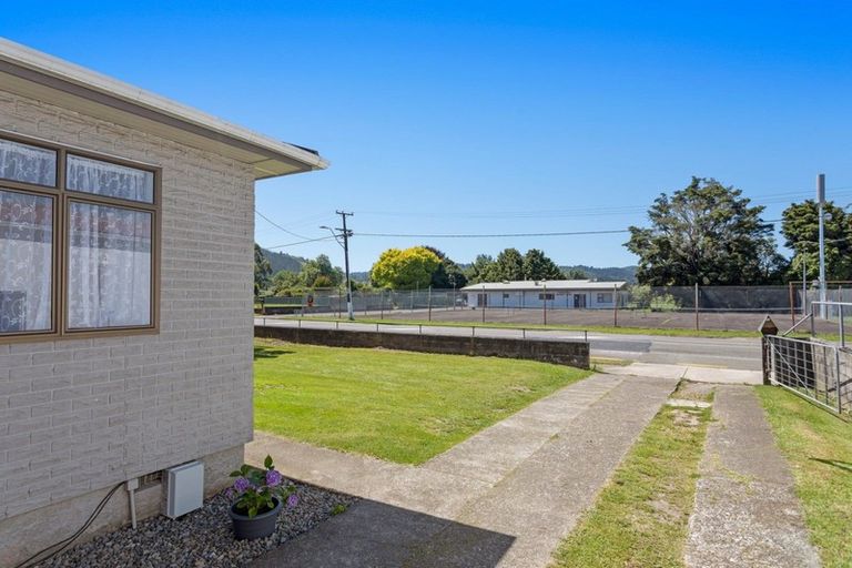 Photo of property in 1 Mckenzie Street, Taneatua, 3123