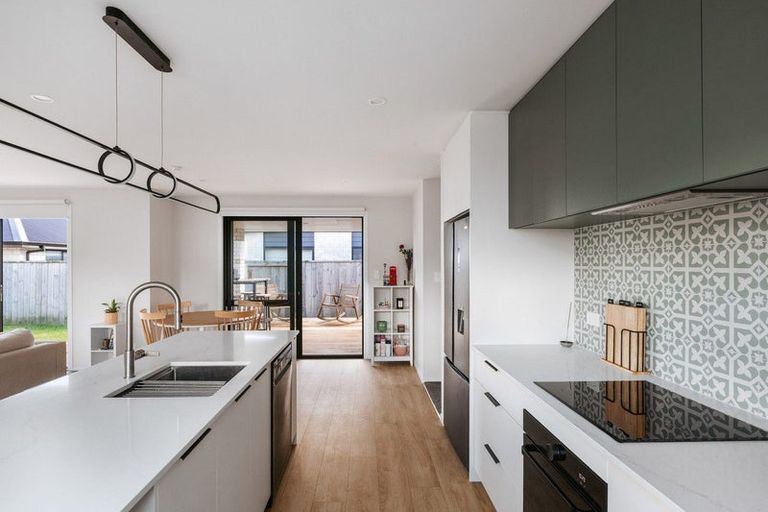 Photo of property in 22 Rehua Way, Papamoa, 3118