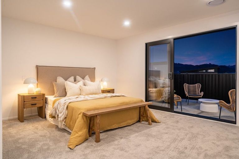 Photo of property in 4 Mcmillan Lane, Wallaceville, Upper Hutt, 5018