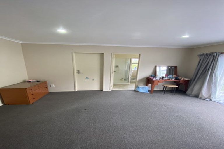 Photo of property in 14 Monash Place, Flat Bush, Auckland, 2016