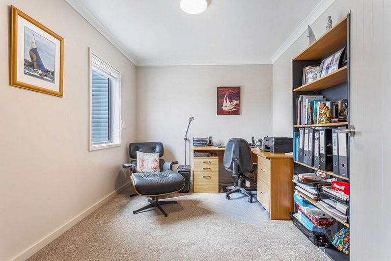 Photo of property in 20 Kensington Drive, Orewa, 0931