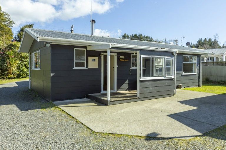 Photo of property in 39 Te Herekiekie Street, Turangi, 3334