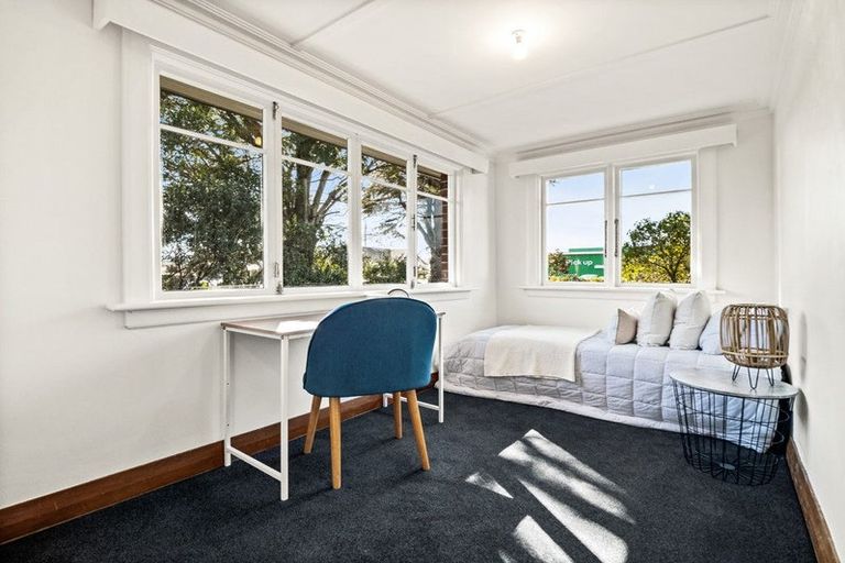 Photo of property in 56 Gordon Road, Mosgiel, 9024