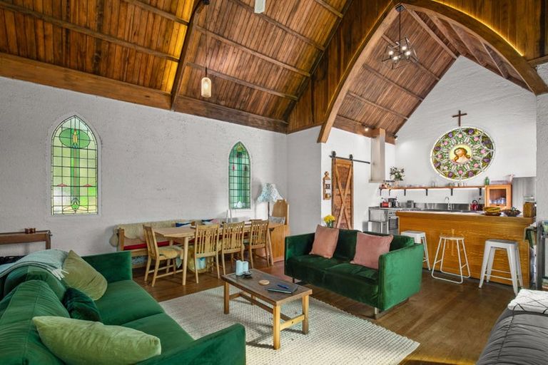 Photo of property in Ex St Johns Church, 1605 Teviot Road, Millers Flat, Roxburgh, 9572