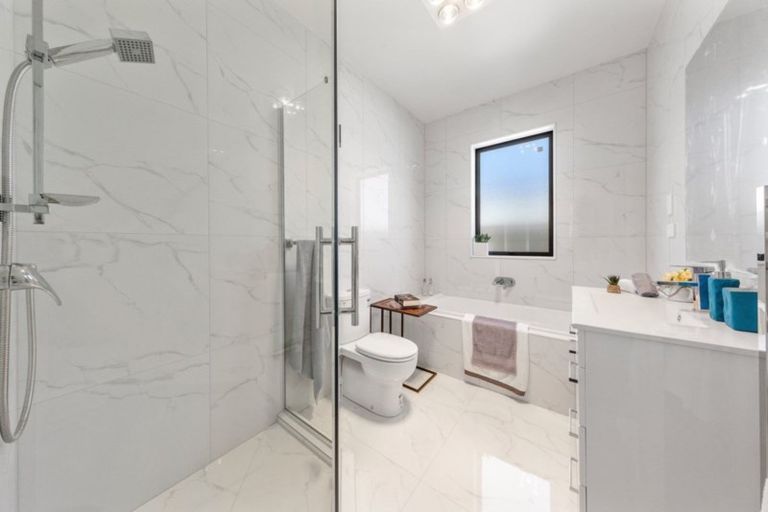 Photo of property in 8 Whakapono Road, Pukekohe, 2120