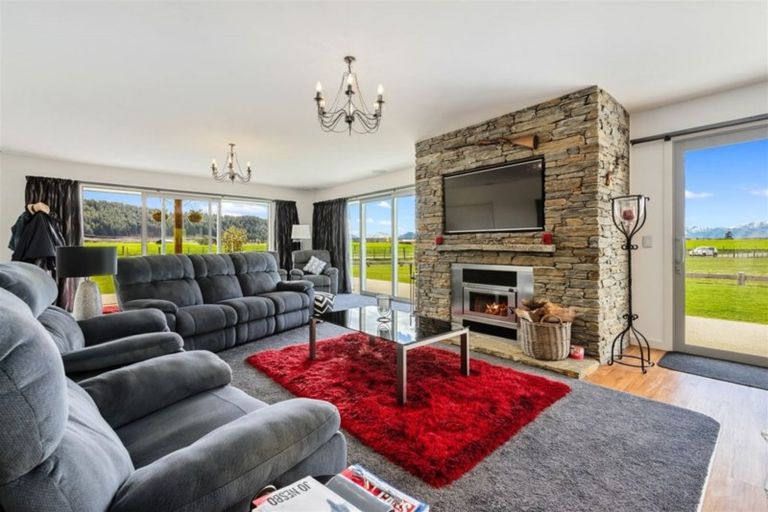 Photo of property in 26 Church Road, Luggate, Cromwell, 9383