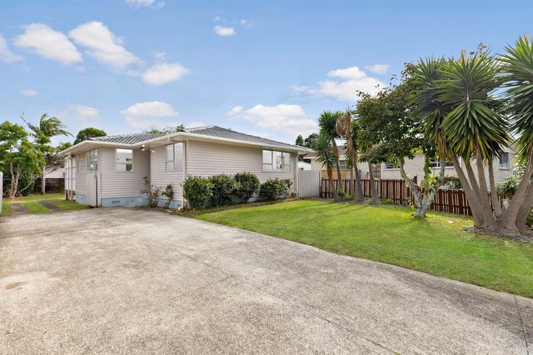 Photo of property in 9 Tangelo Place, Bucklands Beach, Auckland, 2012