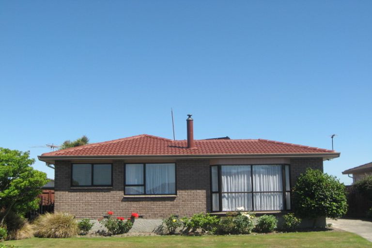 Photo of property in 21 Arcon Drive, Broomfield, Christchurch, 8042