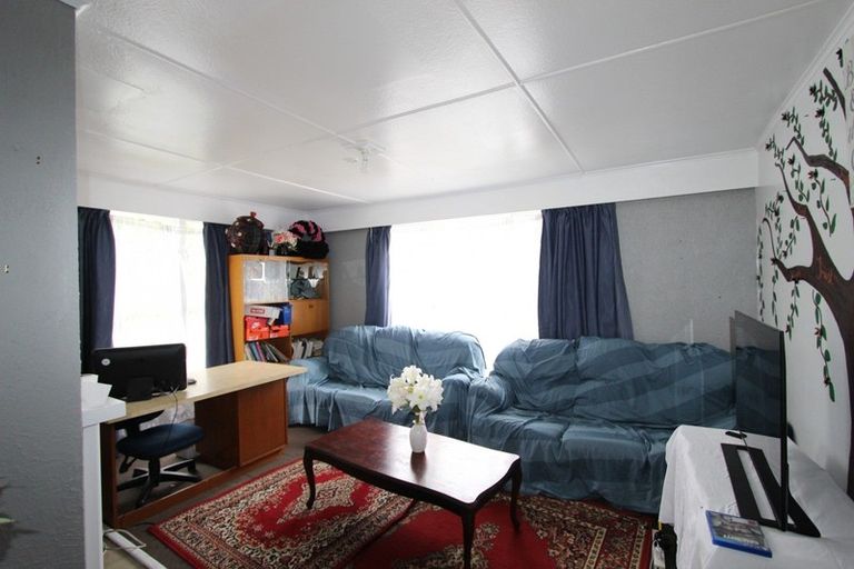 Photo of property in 11 Wilson Street, Pahiatua, 4910