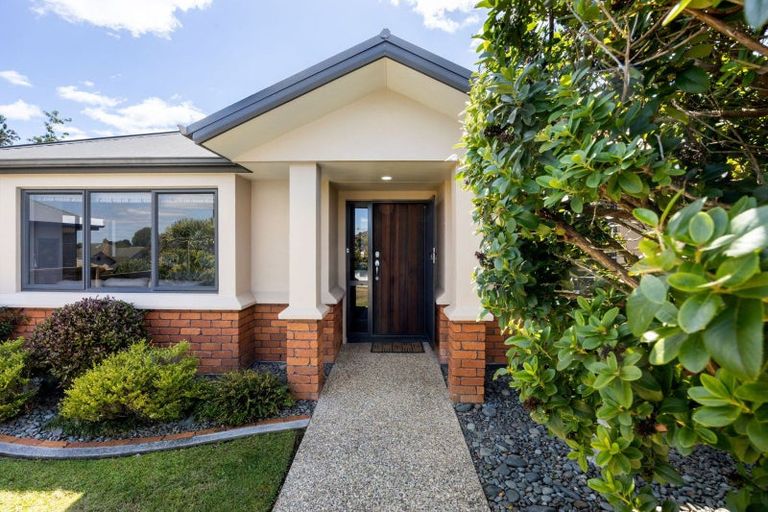 Photo of property in 15 Strathconnan Court, Rototuna, Hamilton, 3210