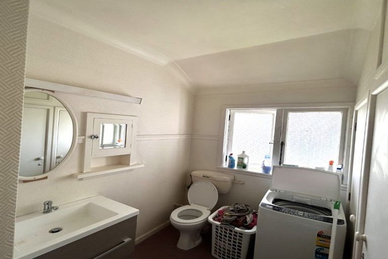 Photo of property in 209 Avenue Road West, Hastings, 4122